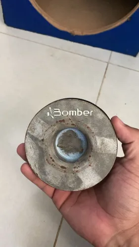 Vendo caixaria e peças de som