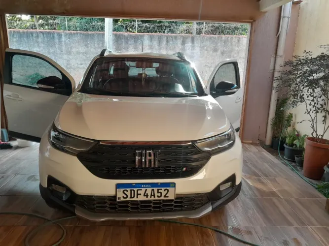 Fiat Strada Volcano 1.3 Flex 8V CD Aut. 2024
