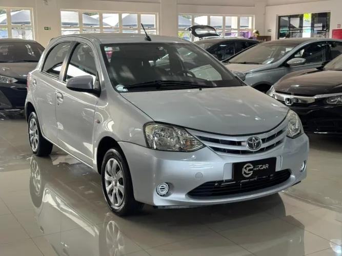 Toyota Etios XS 1.5 Flex 16V 5P Mec. 2017