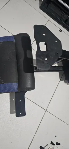 Cockipit para volantes de simulador