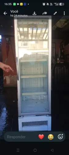 Geladeira expositora congelada ou resfriada