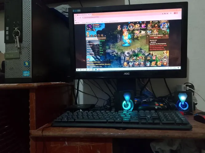Pc usado completo.