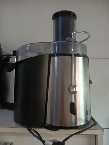 Extrartora de suco