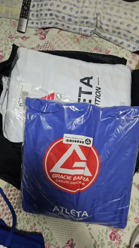 Kimono Gracie Barra A0 azul novo sem uso modelo v4 competition