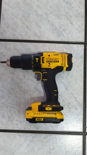 Furadeira e Parafusadeira Stanley 20v