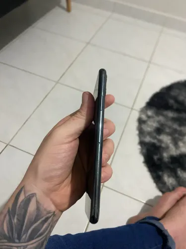 Celular em perfeito estado ,pra vender rápido 