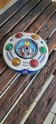 Brinquedo antigo
