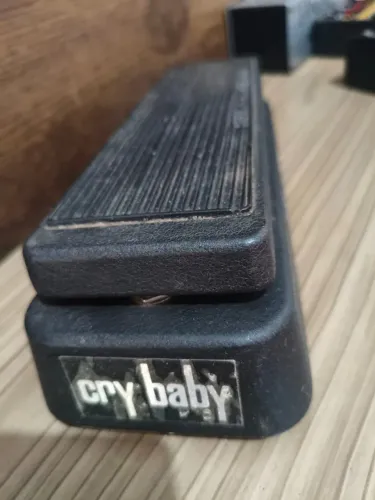 Pedal wha Dunlop Cry Baby GCB-95