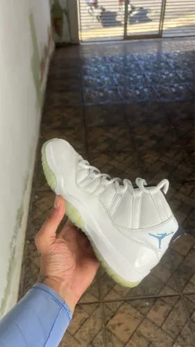 Vendo Nike Jordan 11