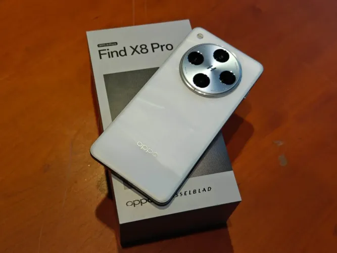 Oppo Find X8 pro 