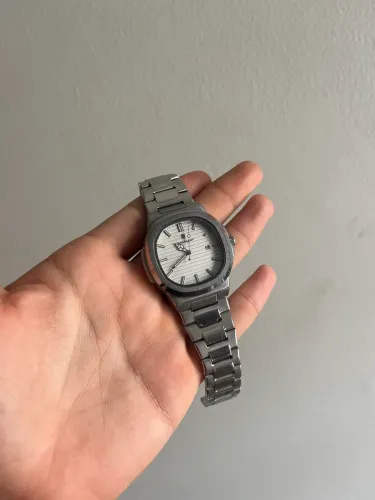 2 relógios pra vender rápido