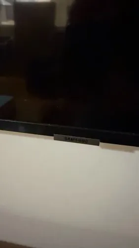 TV Samsung 65? com defeito
