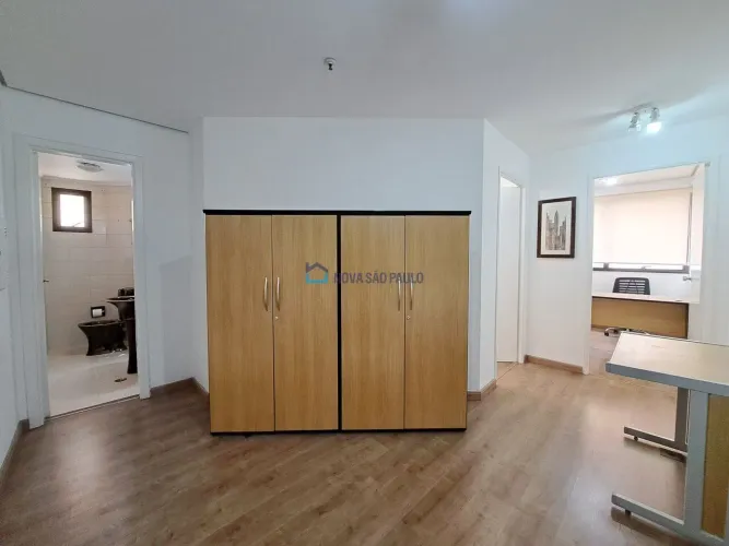 Conjunto Comercial à venda de 43 m² na Vila Clementino