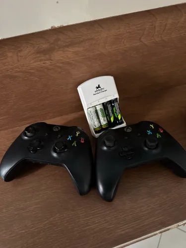 2 controles de X box