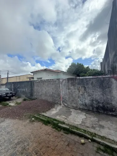 Terreno escriturado à venda no Bairro Santos Dumont( oportunidade ) venda somente a vista