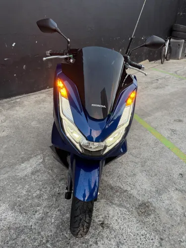 Honda PCX 160 DLX ABS 2026 - Impecável / Estado de 0km / Smart Key