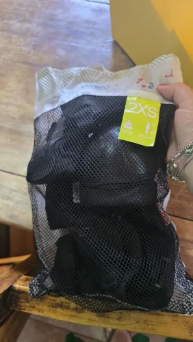 Kit Infantil de Proteção Play da Oxelo usado. R$70,00