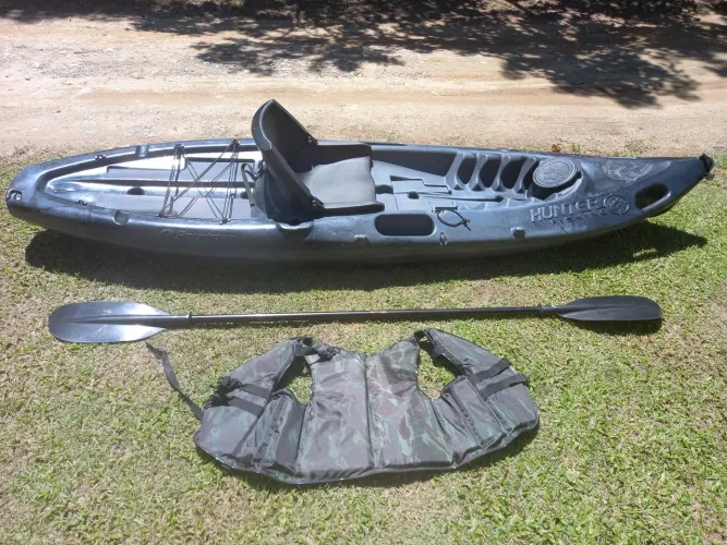 Caiaque Brudden Fishing com Remo e colete SemiNovo a retirar