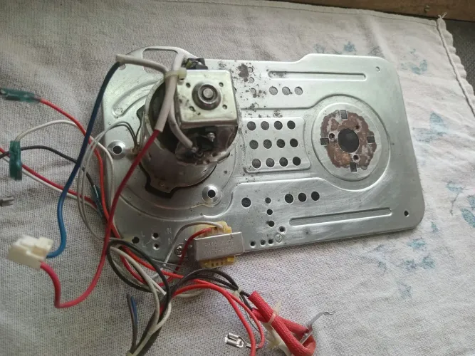 Motor da Máquina de Pão Candence 127v funcionando 