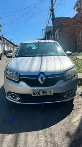 Renault Logan Dynamique Hi-flex 1.6 8V 4P 2014
