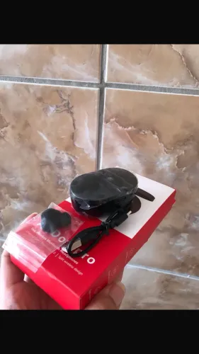 Fone de ouvido preto