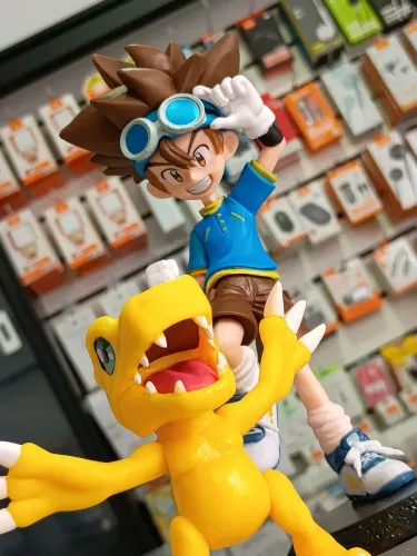 (novo)figures Tai Yagami e Agumon