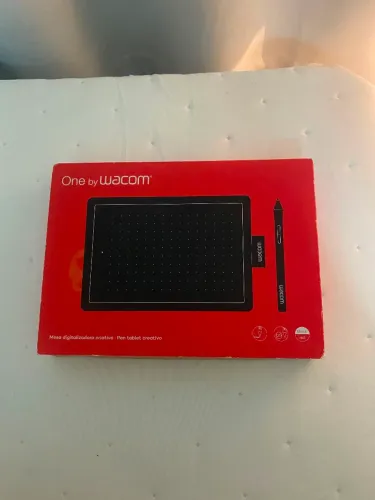 Mesa Digitalizadora One by Wacom CTL-472 (Pequena) - Com Caixa