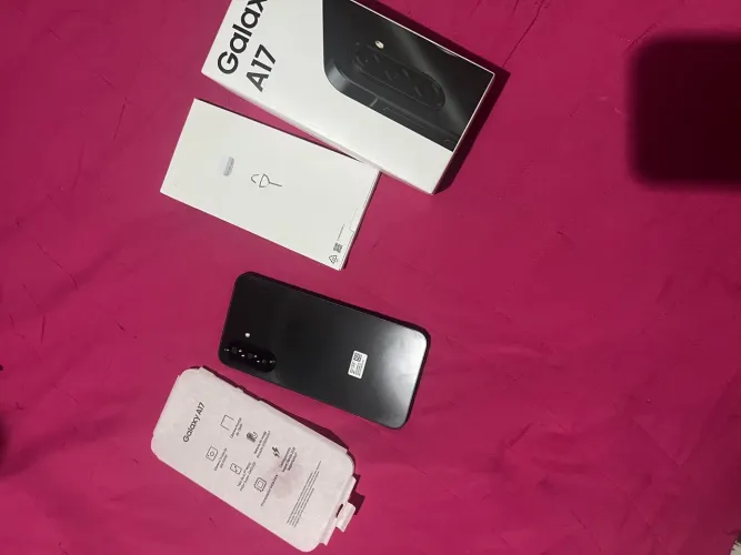 Samsung A17/ NOVO