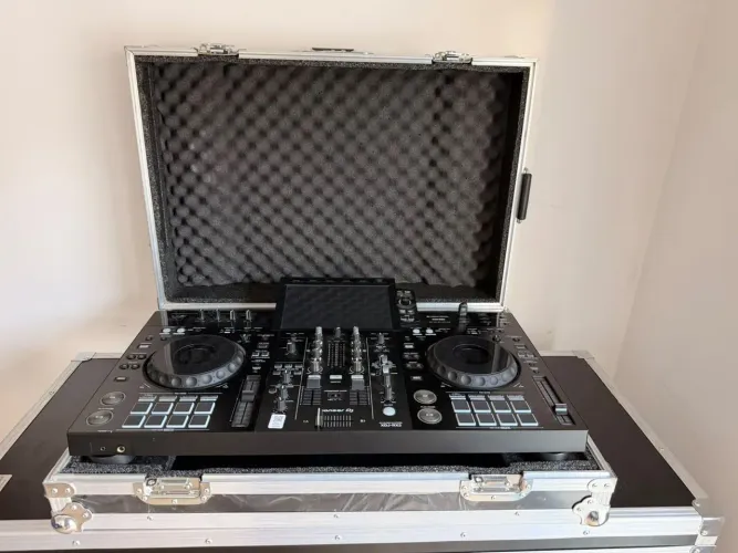 Controladora Dj Pioneer Xdj Rx3 + Case