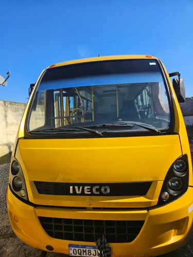 Iveco escolar 70c17 euro 5