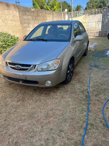 Kia Motors Cerato 2.0 16V Aut. 2006