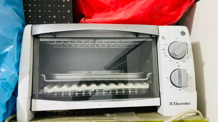 Forno elétrico pequeno 
