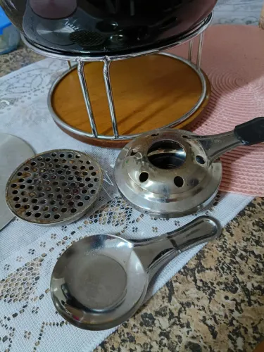 Aparelho para foondee de porcelana,22 cm x 22 cm,capacidade 1/2