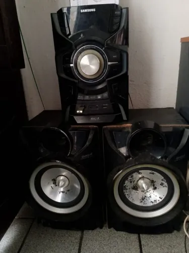 Apenas as Caixas de som Samsung