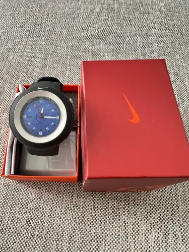 Relógio Nike range novo na caixa analógico 