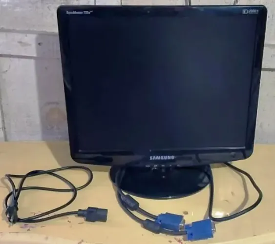 Monitor 17