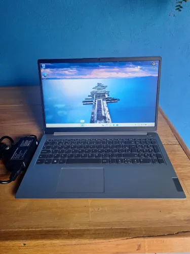 Notebook Lenovo ultra fino