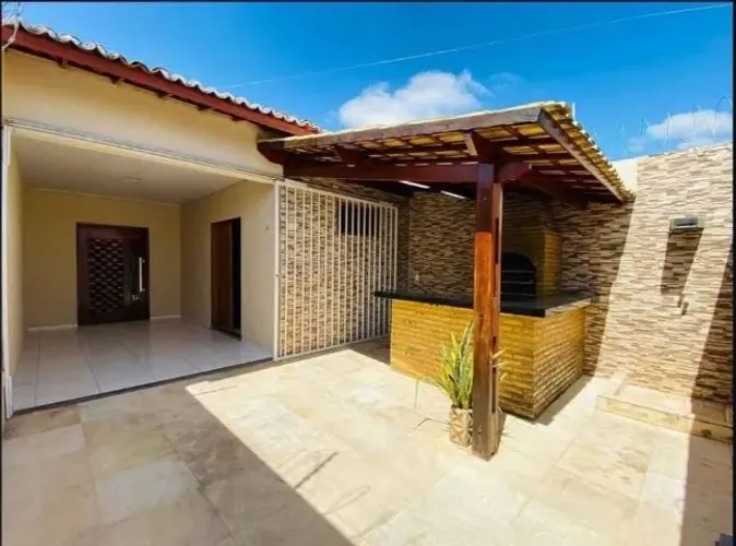 Casa a venda em Itapevi com ótima localização e estrutura.