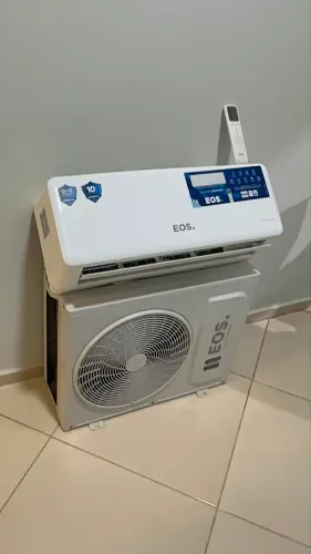 Ar-Condicionado - 9.000 BTUs (Instalado)