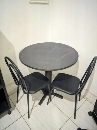 Mesa tampo de madeira