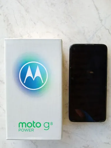 Moto G8 Power