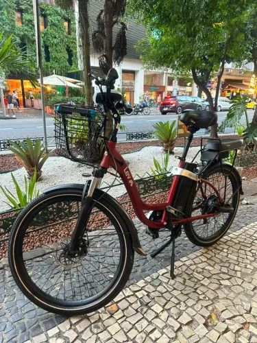 E BIKE L LEV POUQUÍSSIMO RODADA 1 ANO