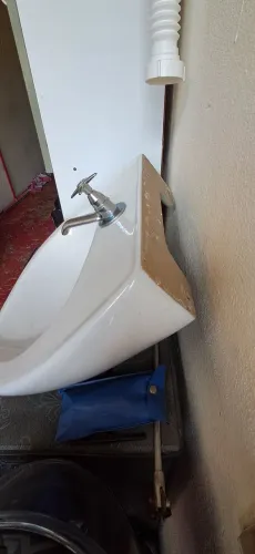 Vendo pia de banheiro