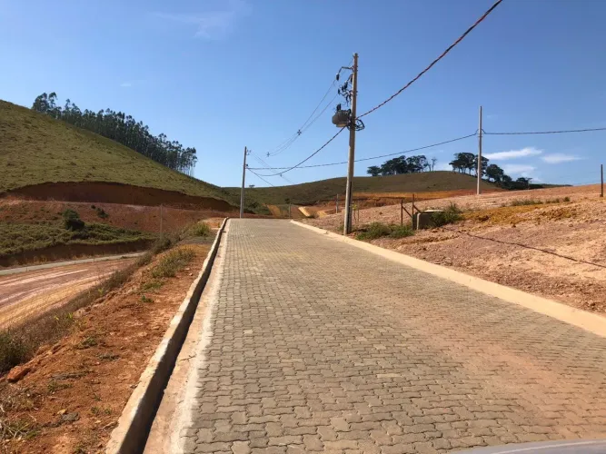 Terreno para Venda em Barra do Piraí, Bairro de Fátima (Califórnia da Barra)