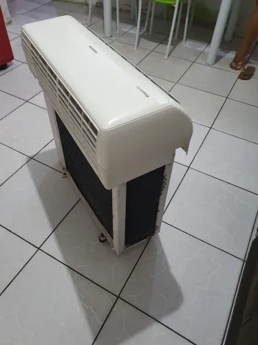 Ar-condicionados usado.