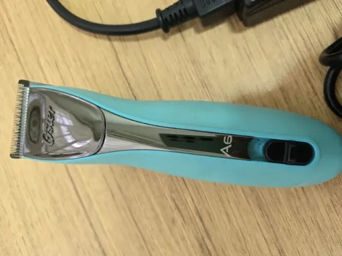 MÁQUINA DE TOSA OSTER A6 SLIM ORIGINAL - EXCELENTE ESTADO