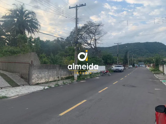 Terreno à venda Chácara das Flores Santa Maria/RS