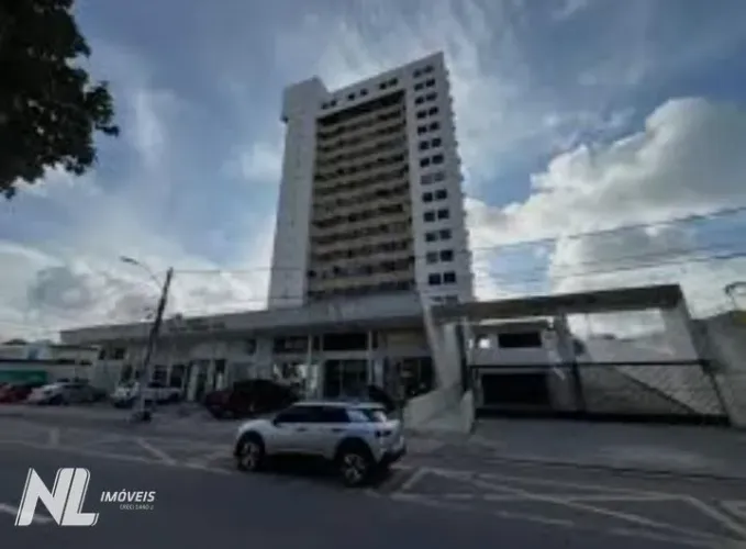 Apartamento Mobiliado com 2 Quartos no Centro da Cidade