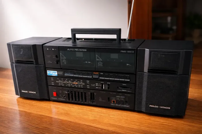 VENDO SOM VINTAGE PHILCO HITACHI - MODELO PMS-550D-PR