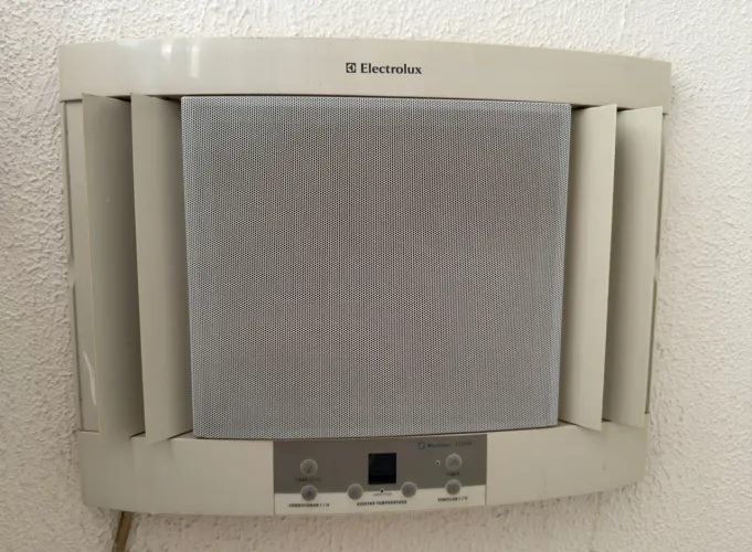 Vendo Ar-condicionado